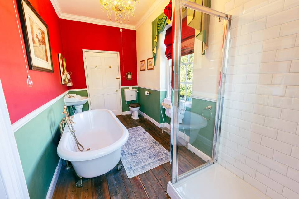 Bridal Suite Bathroom