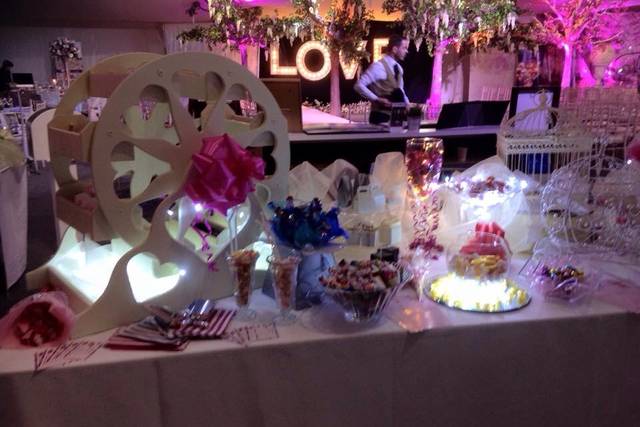 Sweetest Day - Sweet Table