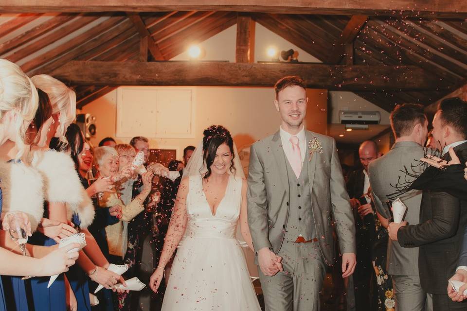 Indoor confetti
