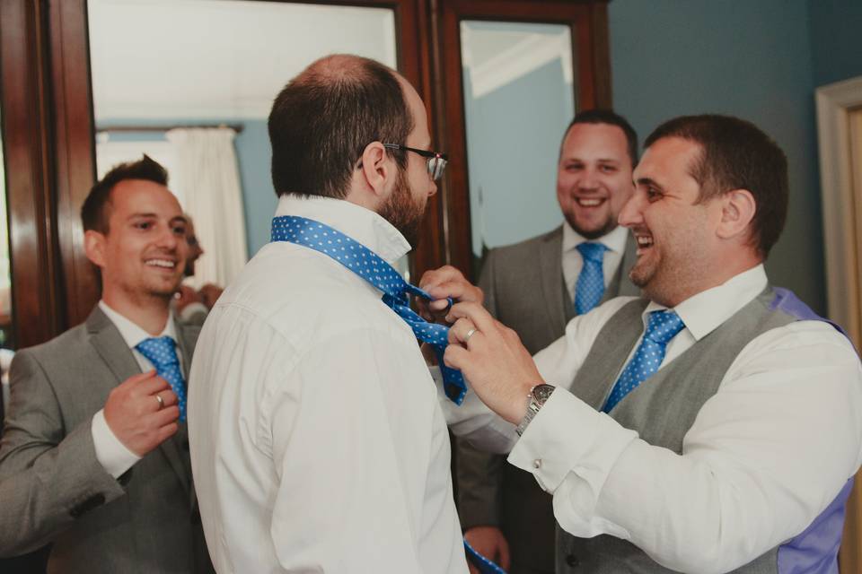 Groomsmen getting ready