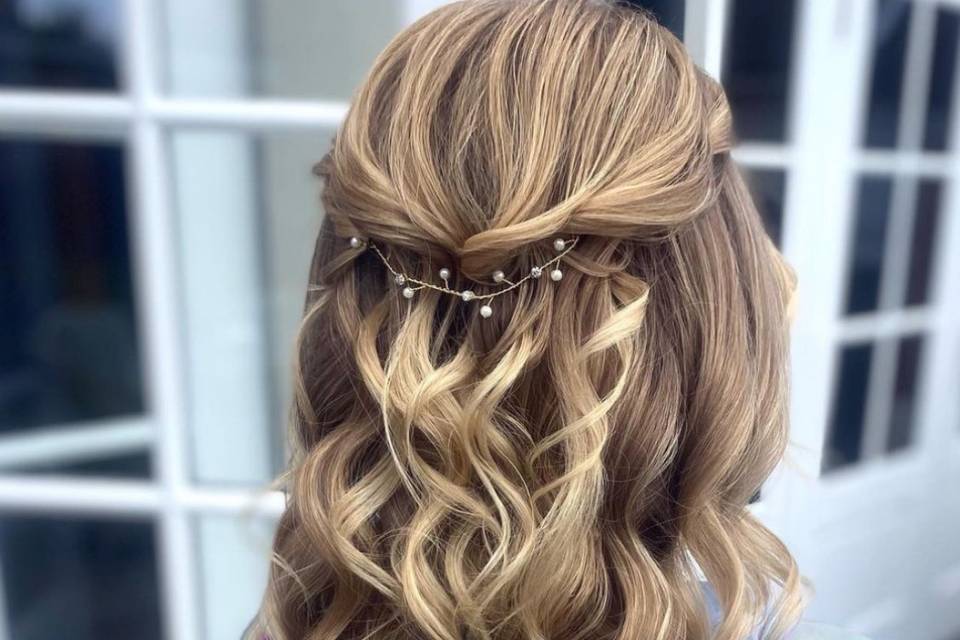 Prom hair