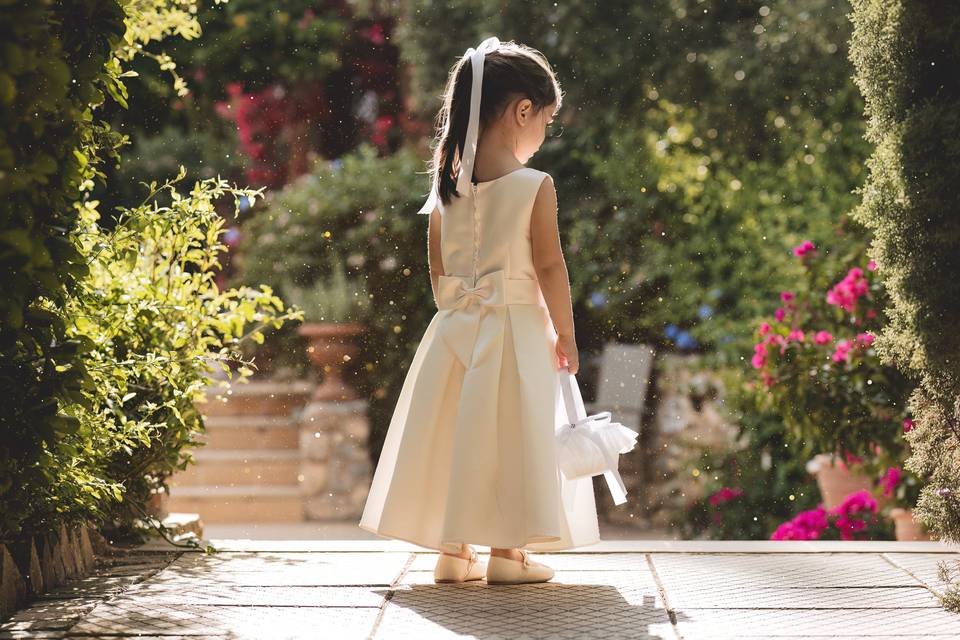 Flower Girl Entrance