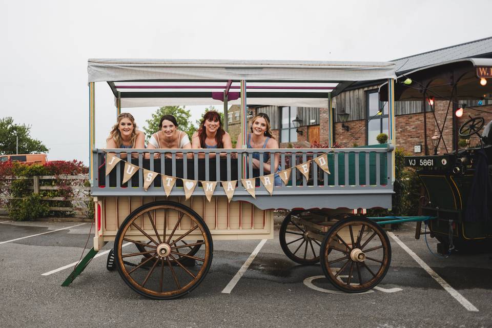 Just Married Wagon