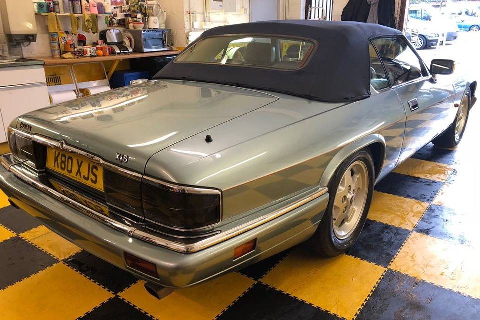 1990 Jaguar XJS convertible