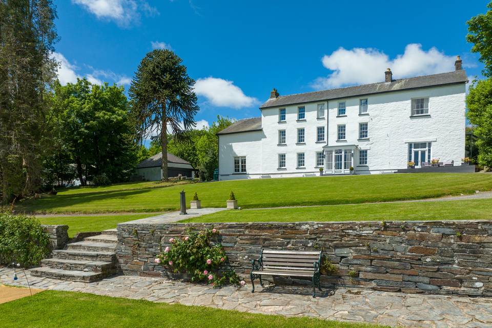 Georgian Manor