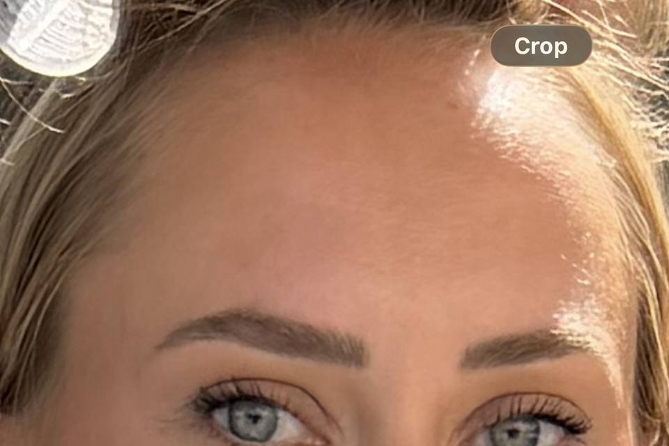 Bride close up natural makeup