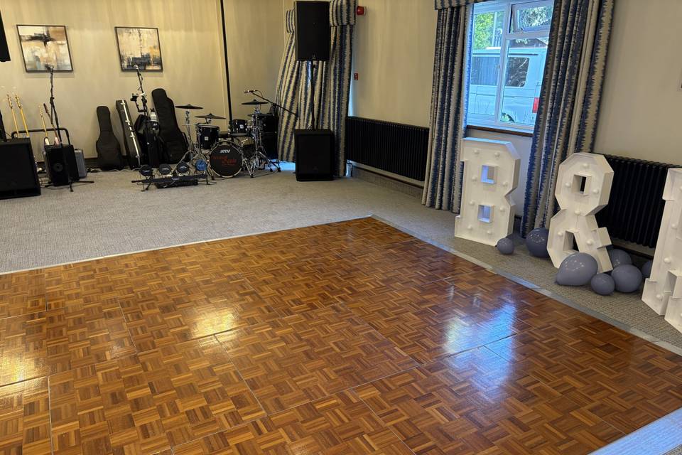 Horsley parquet dancefloor