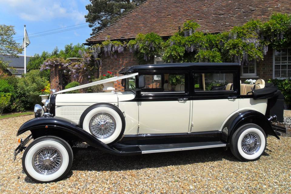 Vintage Wedding Car Scunthorpe