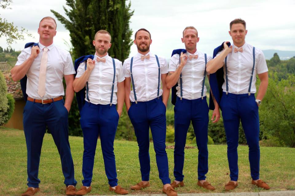 Groom and groomsmen - Joanne Redington Photography