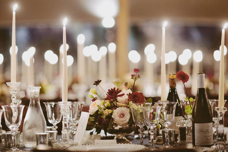 Elegant wedding styling