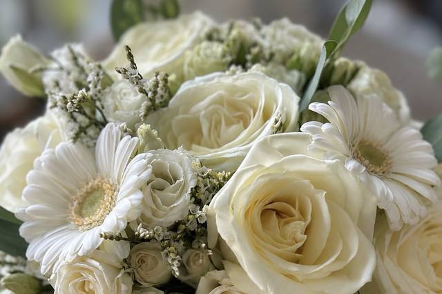 Fresh Bridal Bouquet