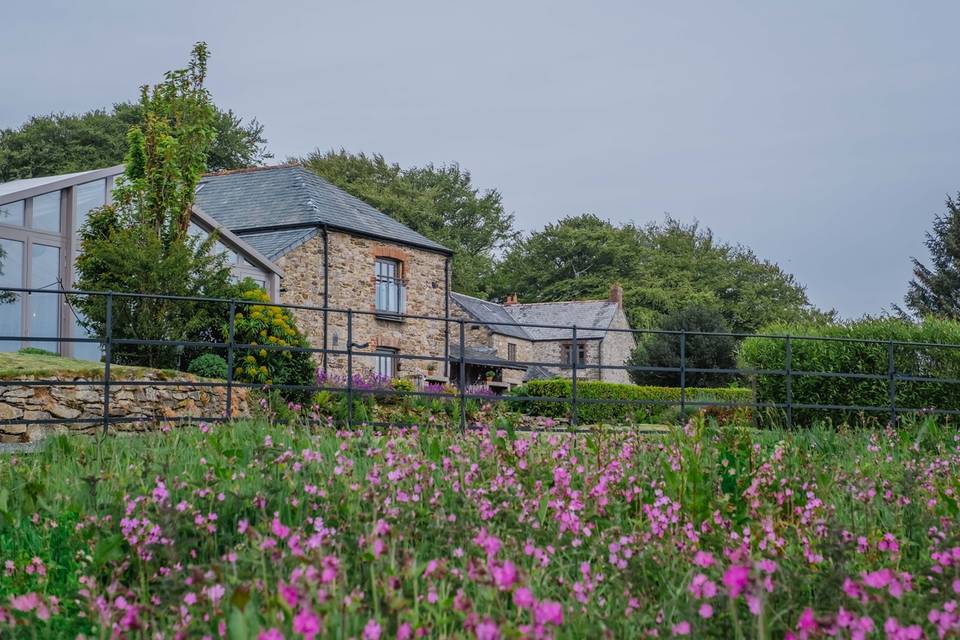 Garden venue & threshing barn