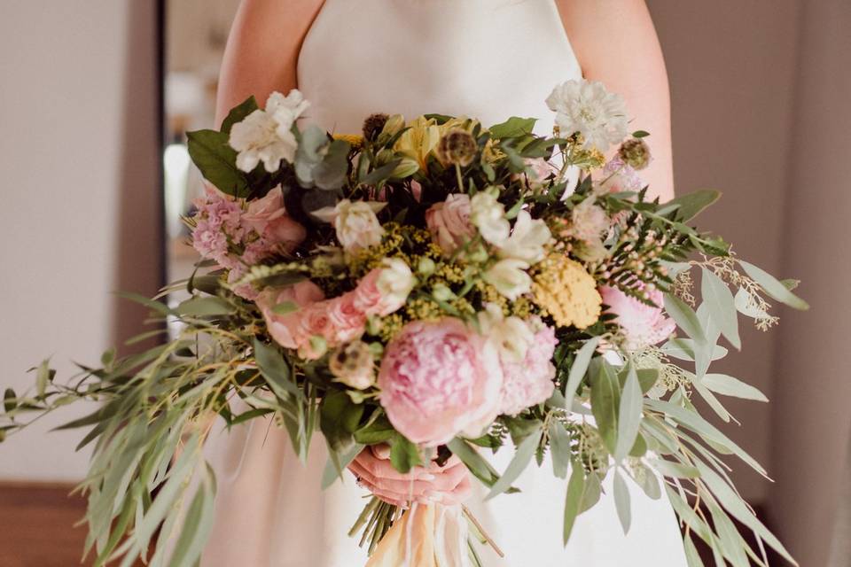 Bridal room & mirror