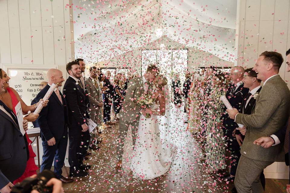 Mowhay Confetti moment