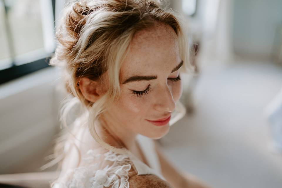 Flashkate Bridal Hair and Make up