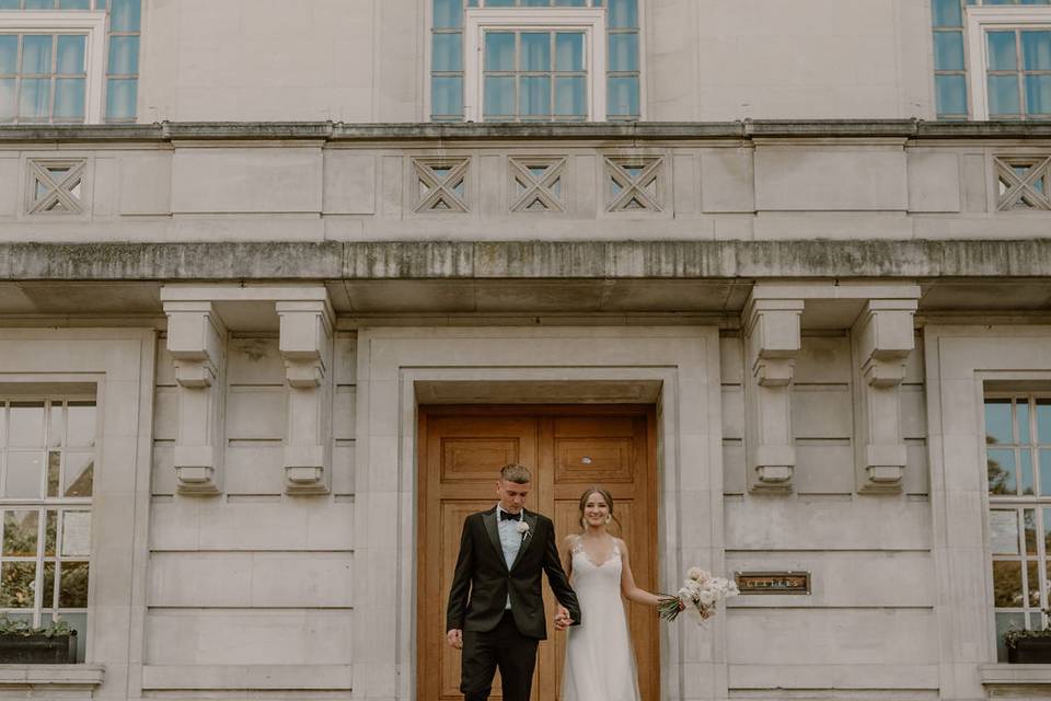 Light and Airy London Wedding