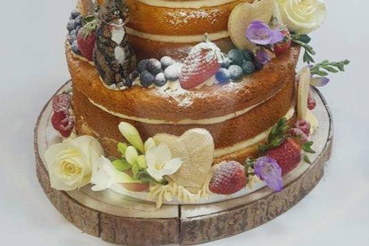 Rustic naked cake