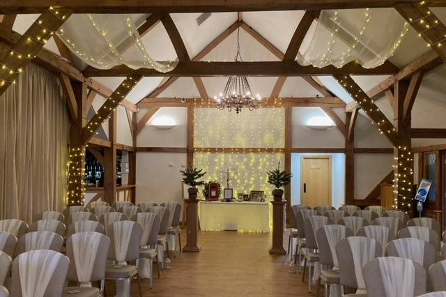 Organza fairy light columns