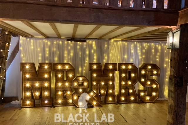 Rustic Oak LED MR&MRS letters