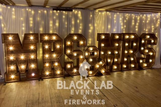 Rustic Oak LED Mrs&Mrs letters