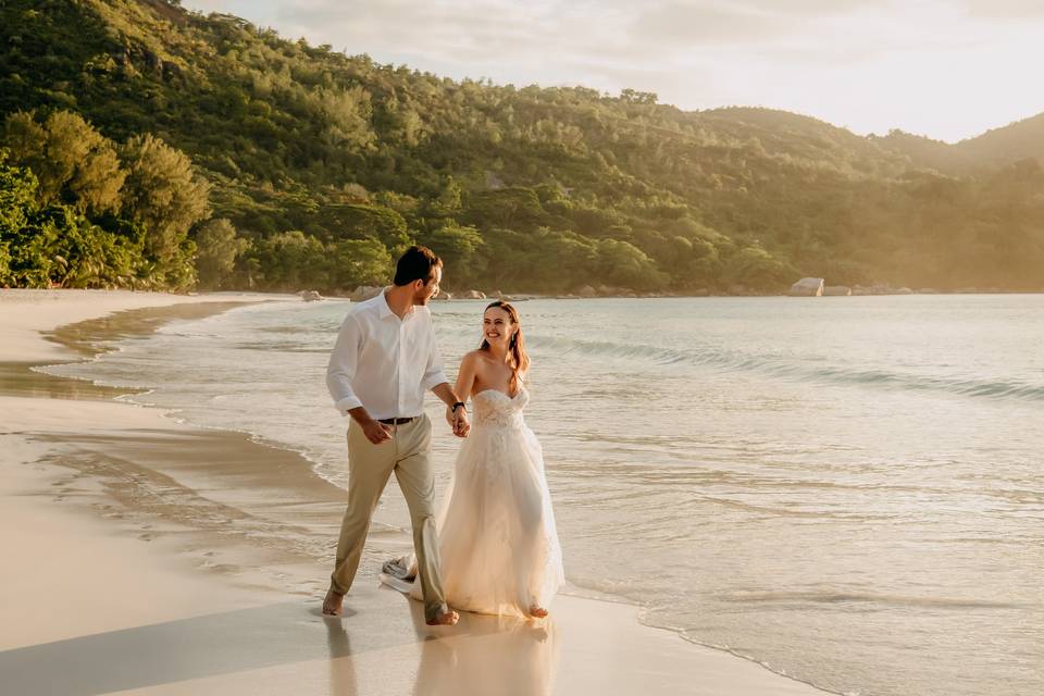 Seychelles wedding