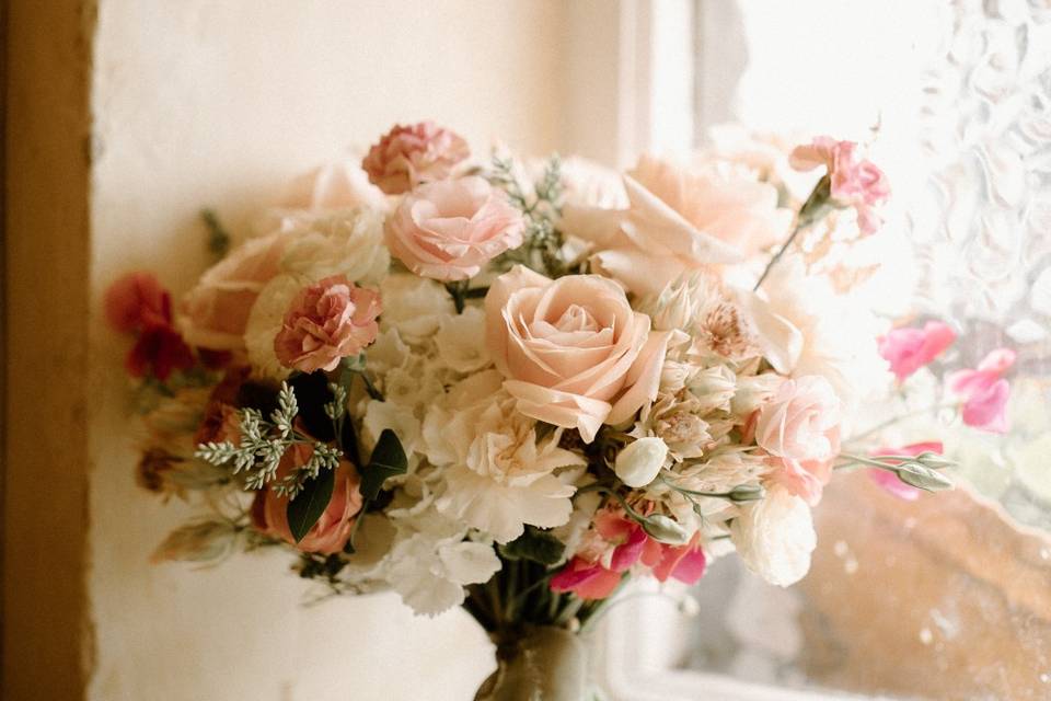Soft blushes bridal