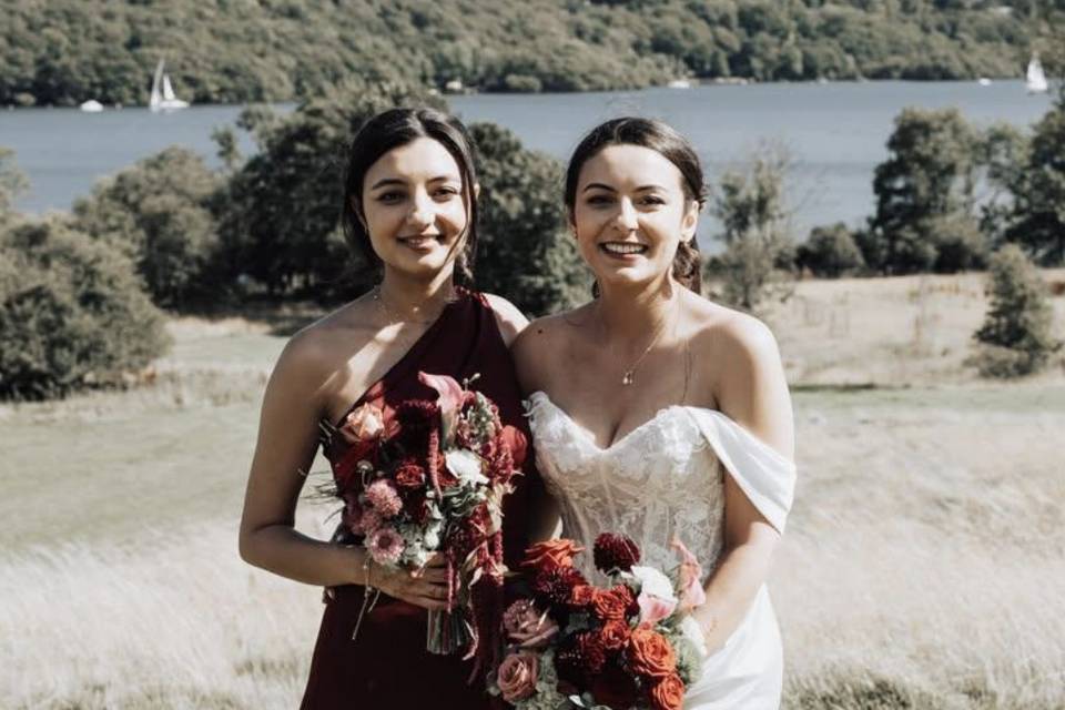 Sister bouquets