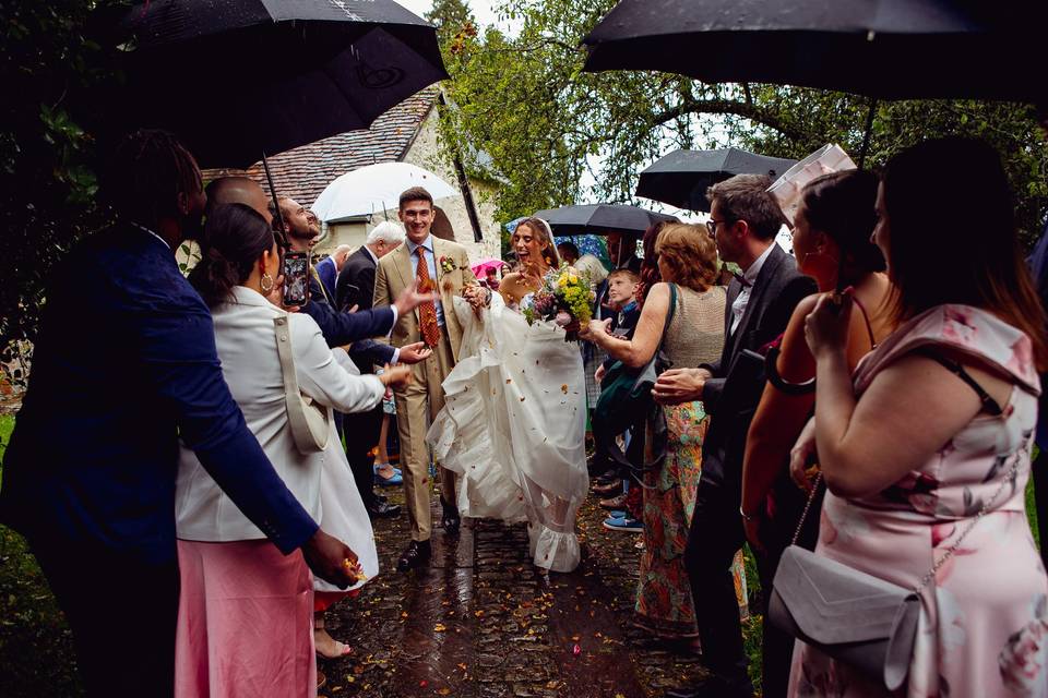Wet & Joyous Wedding