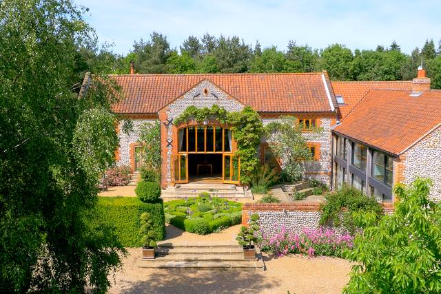 Chaucer Barn