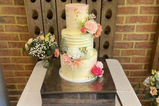 Carrie’s Cakes & Bakes