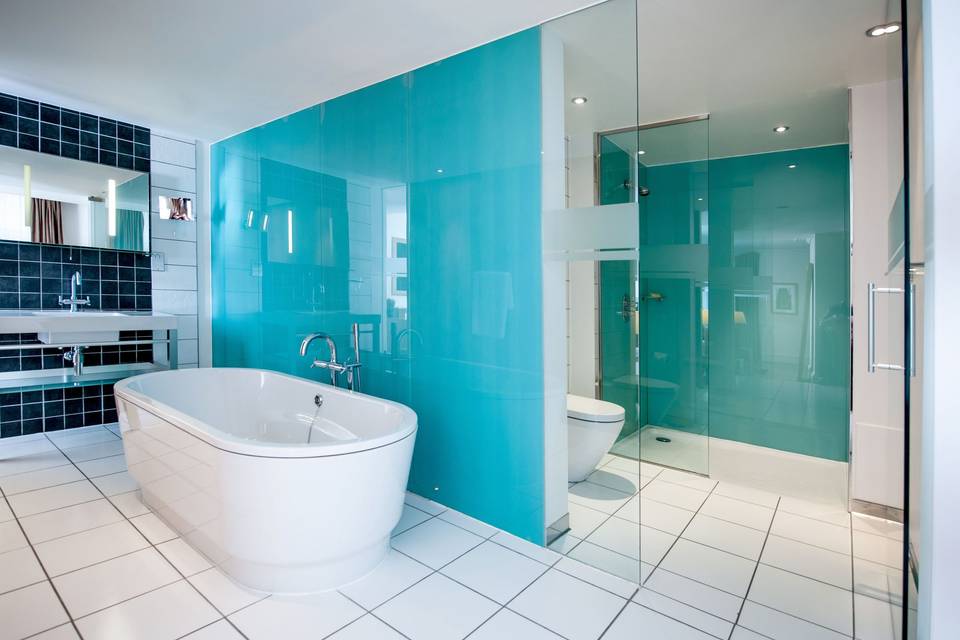 Most Enviable Room bathroom