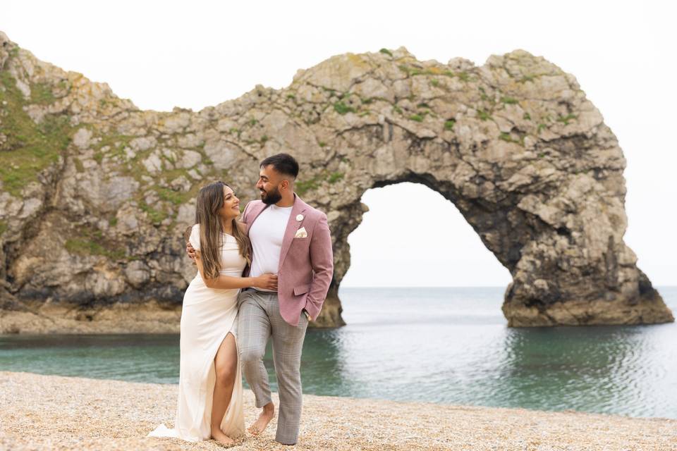 Nearlyweds in Durdle Door