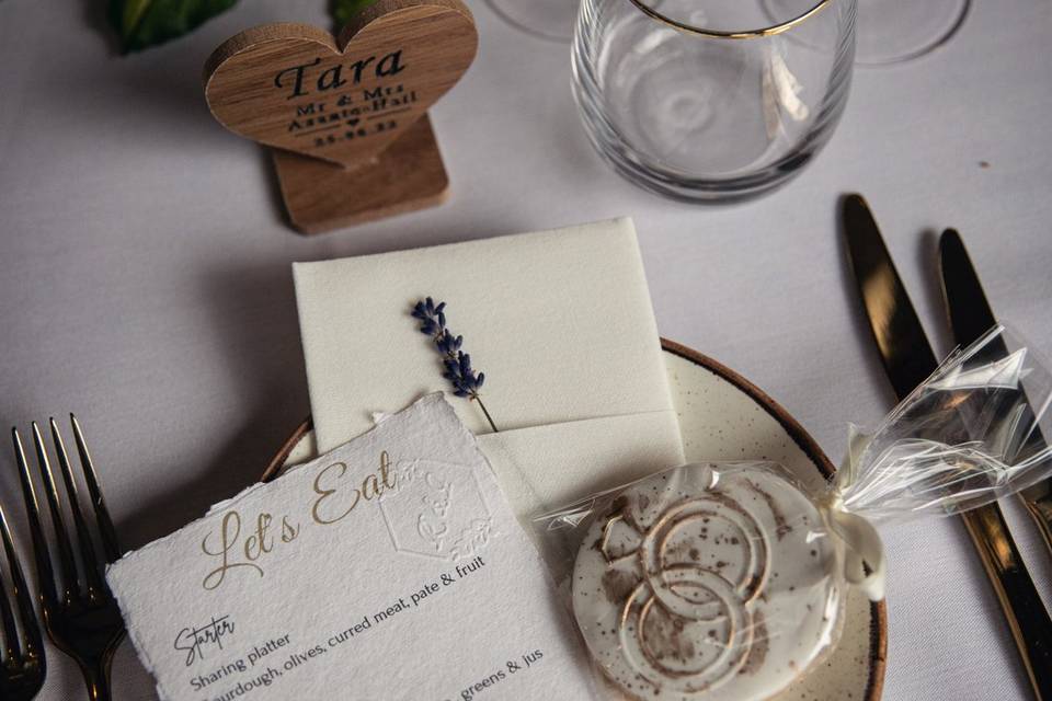 Food menu & wedding favour