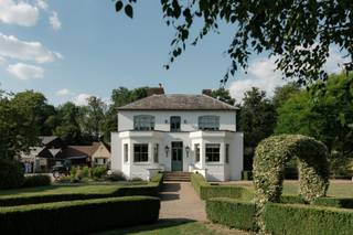 Tewinbury Farm Hotel