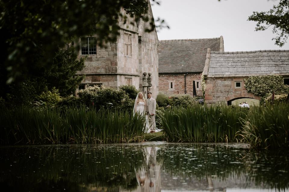 Laura//Jason-The Ashes Barns