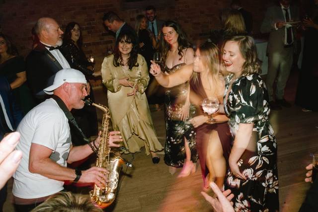 Sax on the dance floor!