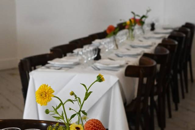 Summer Table Flowers