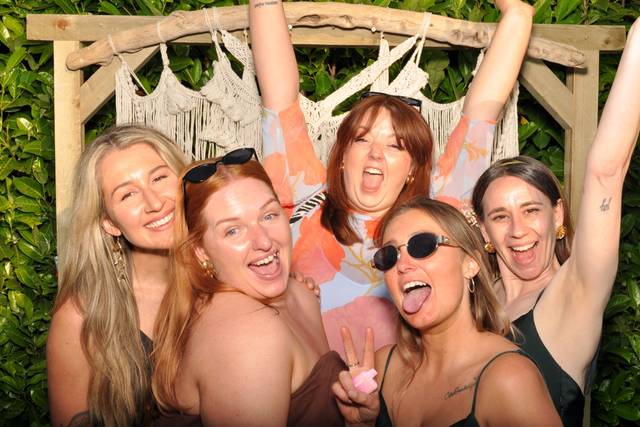 Open-air photobooth
