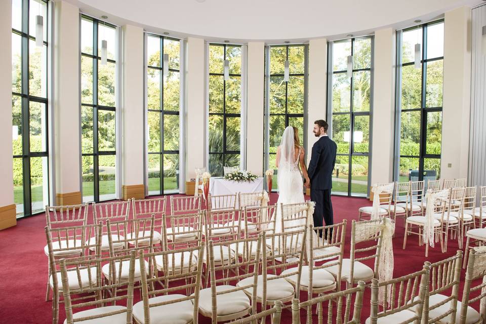 La Mon Hotel & Country Club