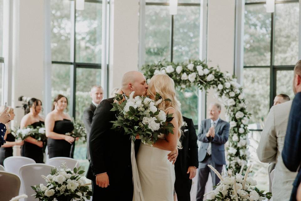 Riverview Ceremony Suite