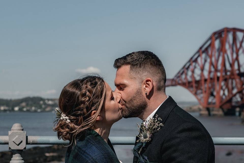 Edinburgh Wedding Photographer