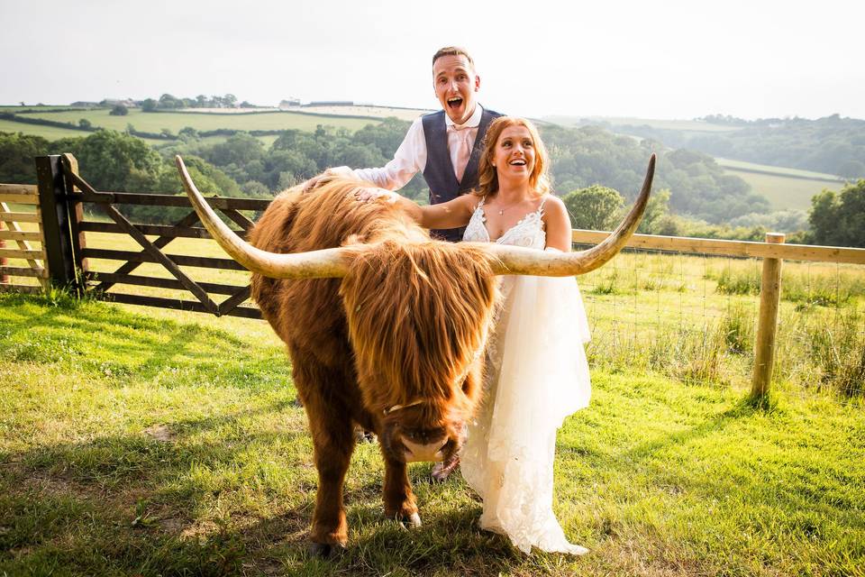 Bruce with our Bride & Grrom