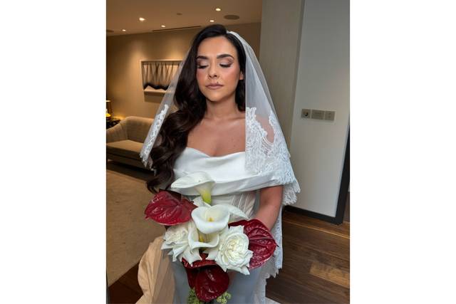 Timeless bridal glam f