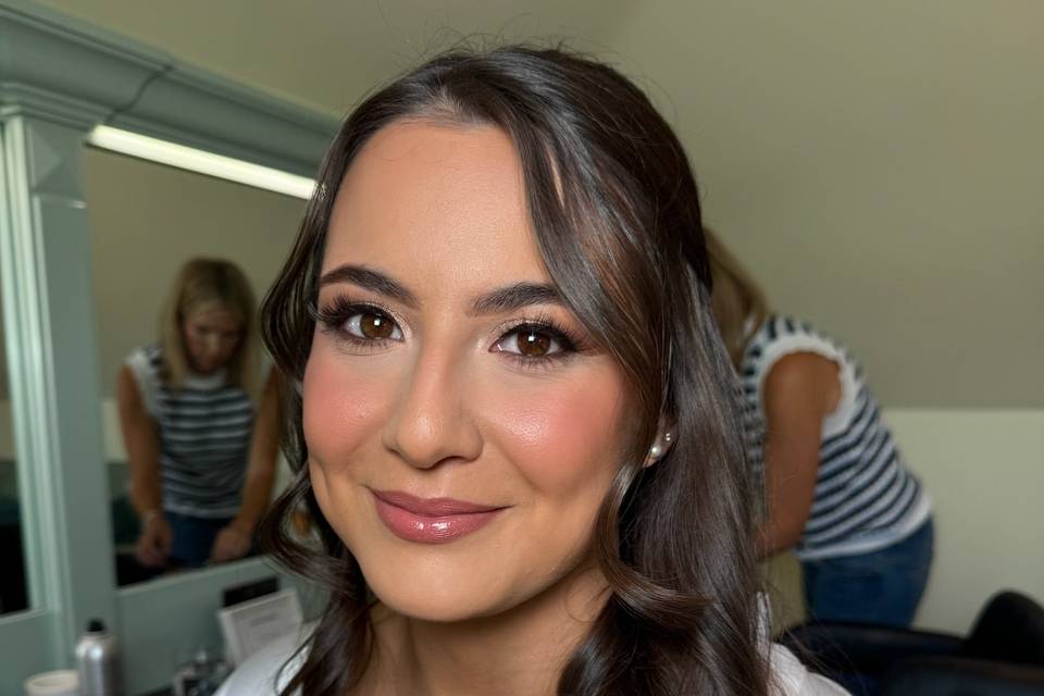 Glam sultry bridal makeup