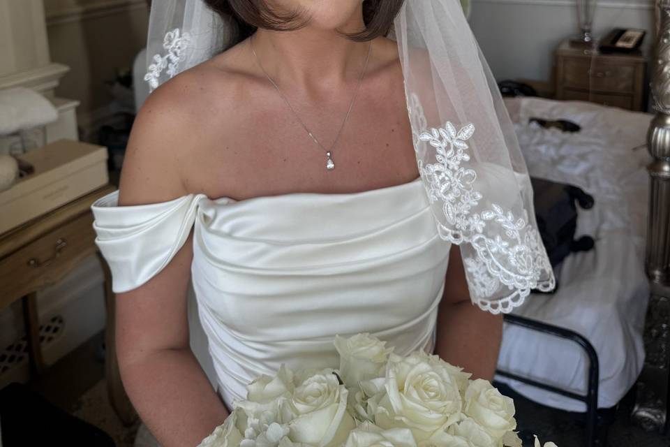 August bride Lottie 🤍