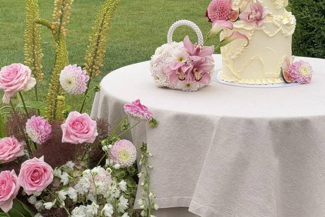 Cake flowers
