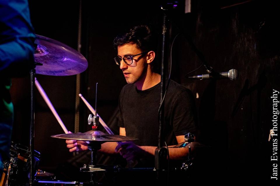 Tom - Drummer