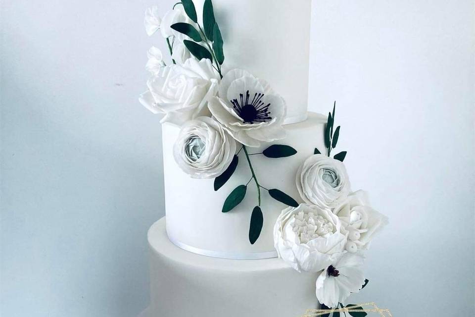 White sugar flower cake