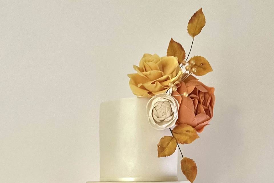 Autumnal wedding cake