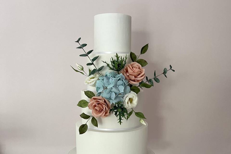 Floral wedding cake